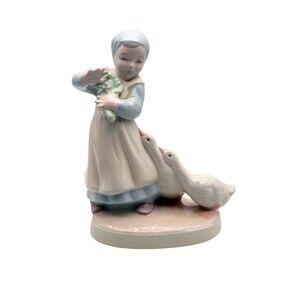 Vintage Holland Mold Girl with Geese Figurine 1979